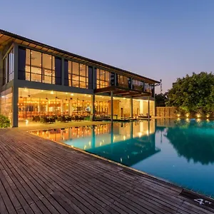 Otel Regenta Arie Lagoon